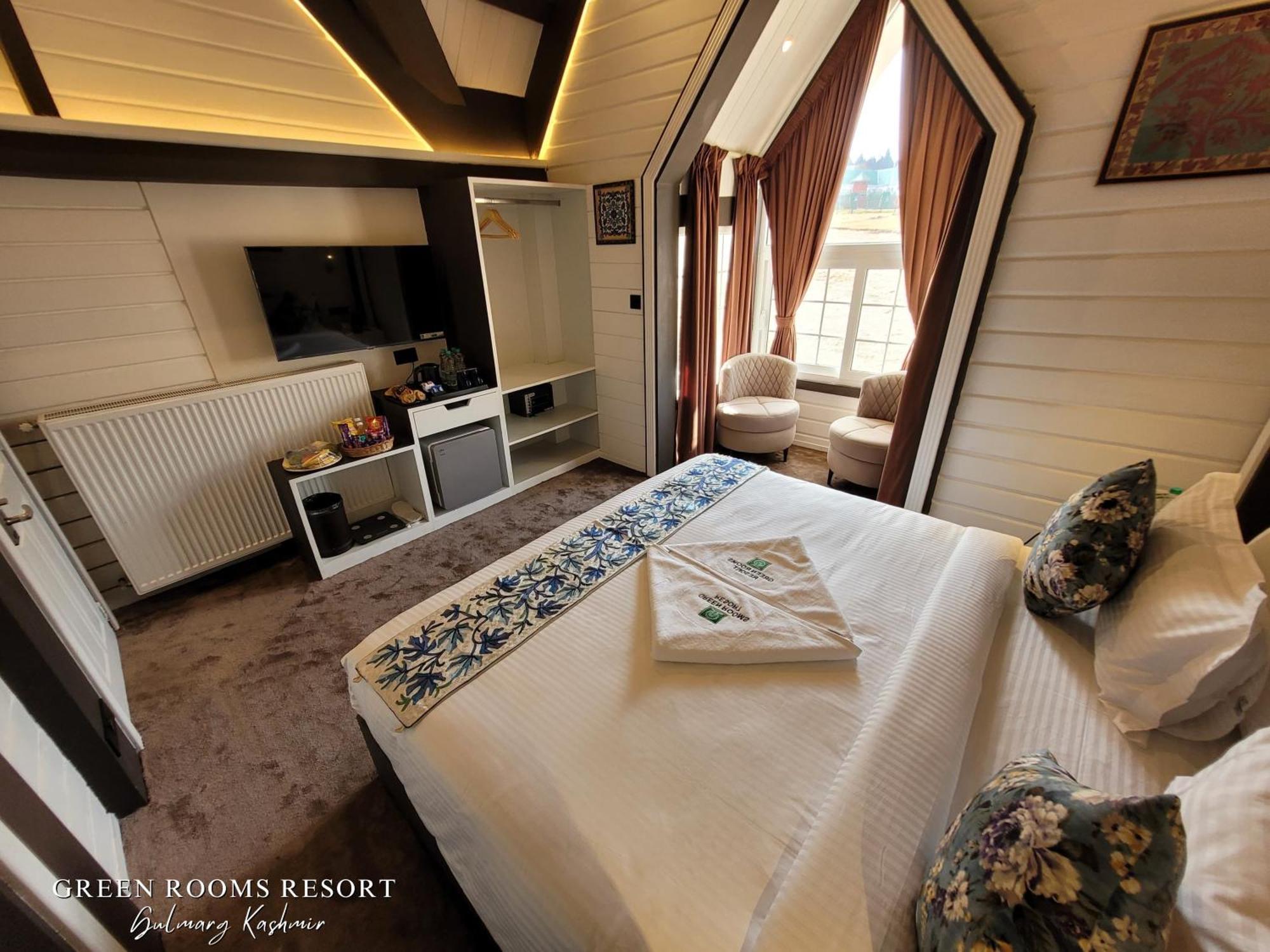 Green Rooms Resort Gulmarg Exterior photo